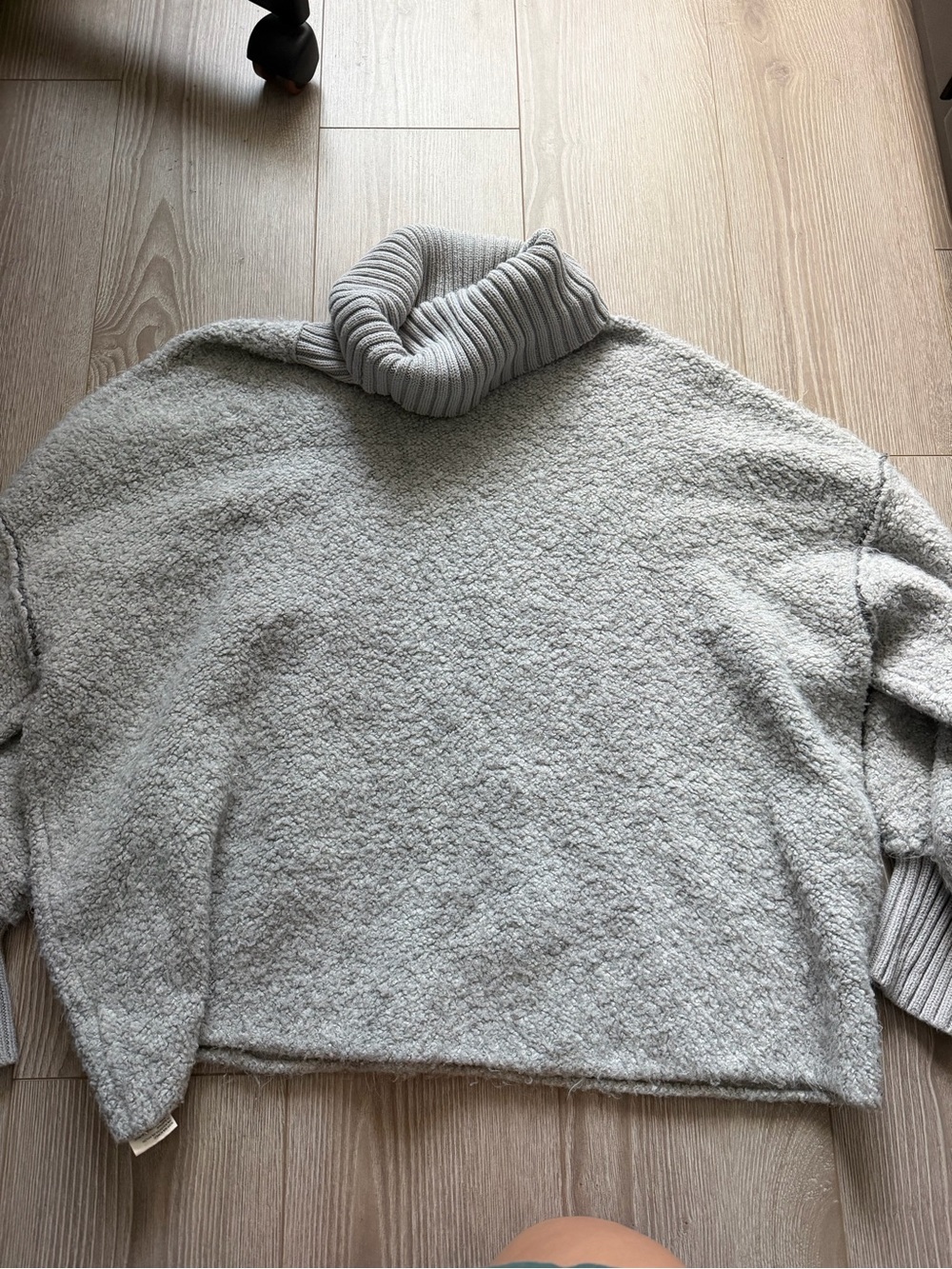 Free People Milo Pullover Cowl Neck Sweater in Grey chunky knit oversized - Picture 4 of 6